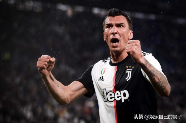 再見青春!盤點2021年九大退役足球運動員,看看誰讓你最不捨 再見青春!盤點2021年九大退役足球運動員,看看誰讓你最不捨