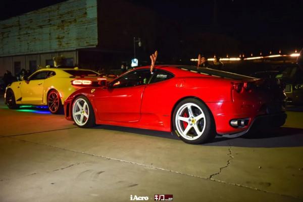 屬於iAcro的平安夜是什麼畫風？