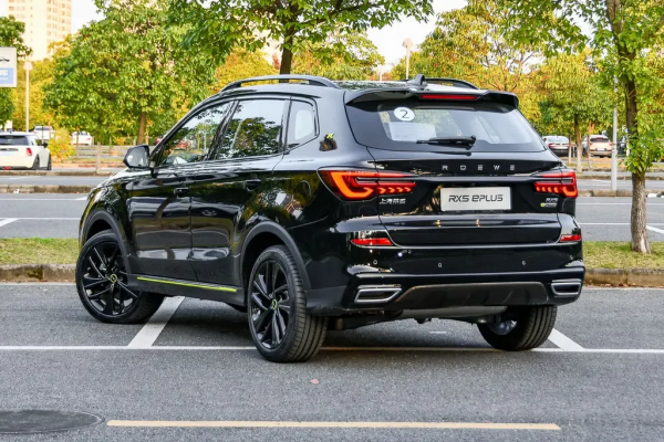 外觀設計激進，配發動機&plus;單電機，榮威eRX5的養車成本經濟嗎？