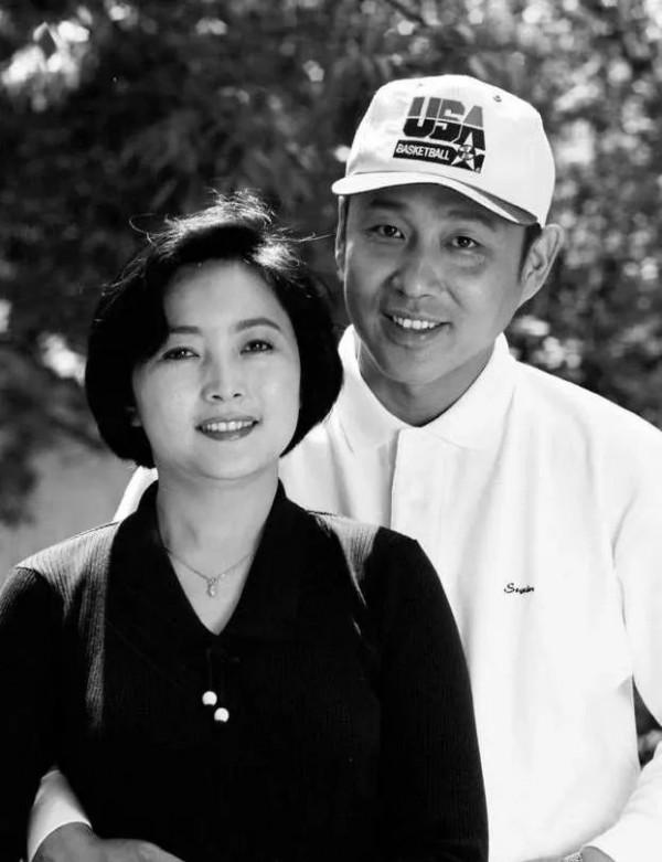 娛樂圈中10大“痴情硬漢”，一個比一個痴情，最大74歲，最小36歲