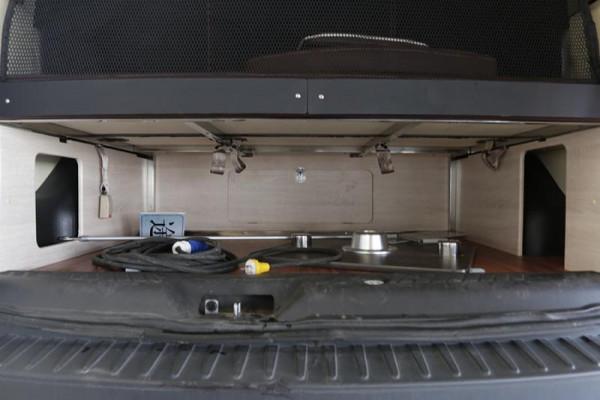 房車企業玩起設計來有多硬核，途酷房車神行者F328U來告訴你