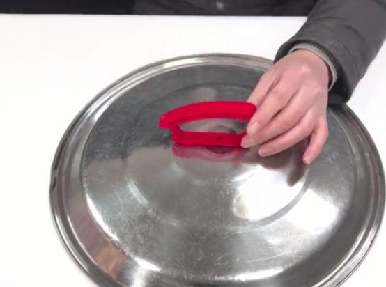 鍋蓋頭壞了誰還花錢買呀！只需一個空油桶，比買的漂亮還更好用