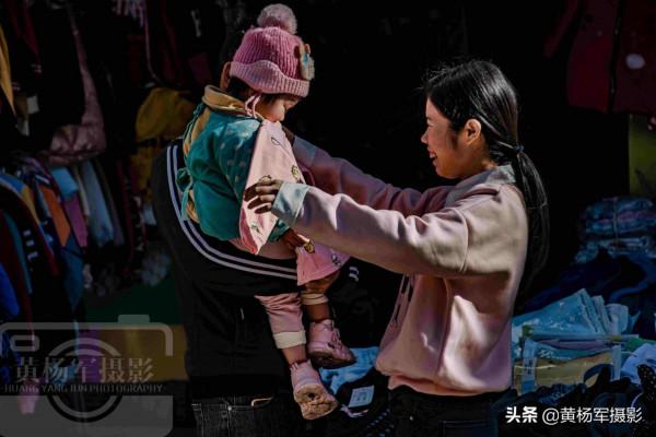 客家地區第一個“中國長壽之鄉”，常住人口184355人，赴圩很熱鬧