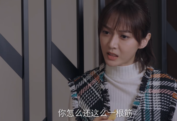 從改名字到AI換臉，《突圍》的4大硬傷，處處都寫滿了“不好看”