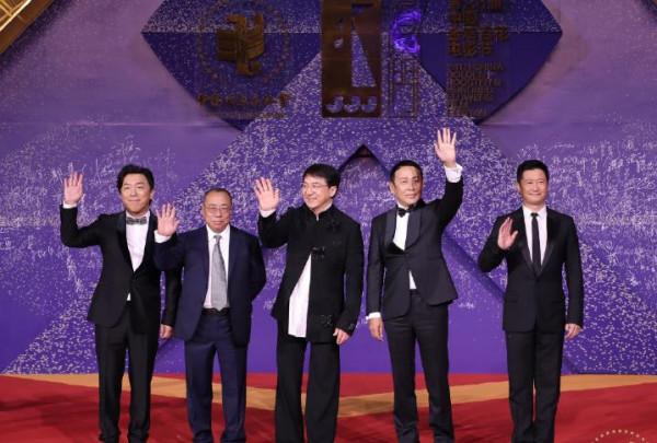 不立“虛假人設”,這4位男演員的行為,打臉了多少流量明星? 不立“虛假人設”,這4位男演員的行為,打臉了多少流量明星?