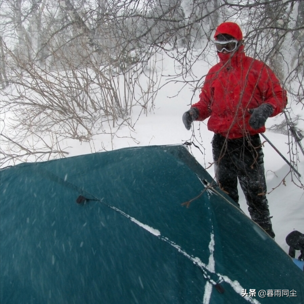揹包客冬季徒步、戶外活動最重要的7個問題,不要把旅行變成災難 揹包客冬季徒步、戶外活動最重要的7個問題,不要把旅行變成災難