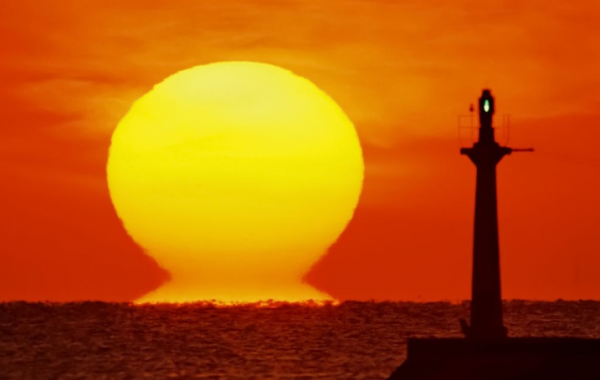 245歲老邁美國與5000歲少年中國的區別在哪裡 245歲老邁美國與5000歲少年中國的區別在哪裡