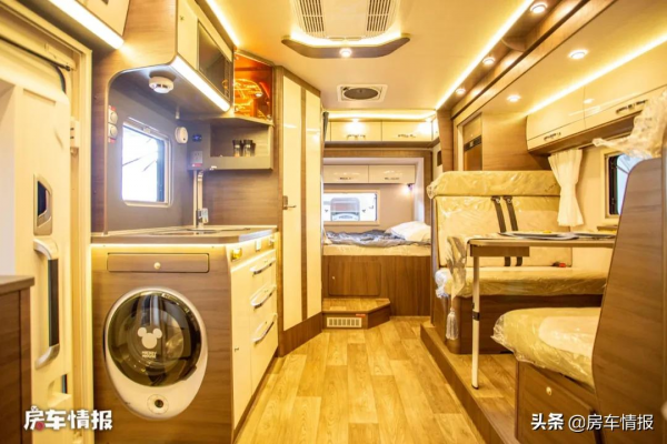 大品牌主流房車啥樣?空間夠大水電充足,6口人長途旅行也無憂 大品牌主流房車啥樣?空間夠大水電充足,6口人長途旅行也無憂