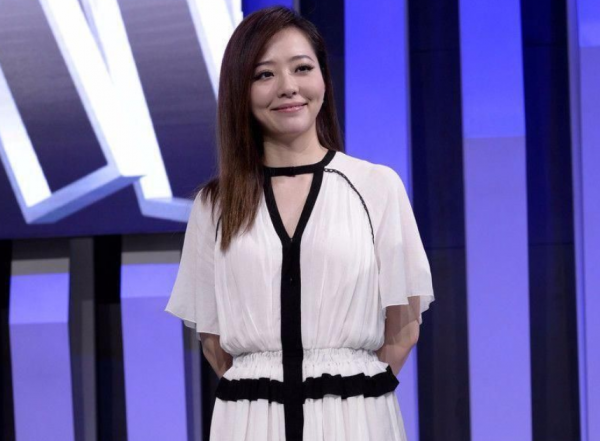 “盲版鄧麗君”張玉霞：走紅後被要求整容，45歲形單影隻成遺憾