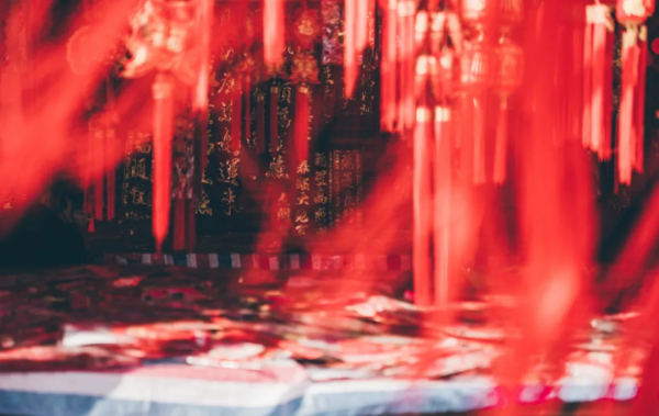 不是年味變淡了，只是我們長大了