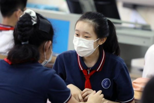 公辦高中違規招生，500多名復讀生被“清退”，教育部點名通報