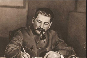 俄羅斯人心中偉人排行榜,列寧只能排第6,斯大林第3 俄羅斯人心中偉人排行榜,列寧只能排第6,斯大林第3