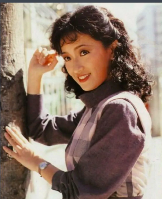 ​​龔慈恩：演配角卻蓋過主角，演的“程靈素”讓人30年意難平