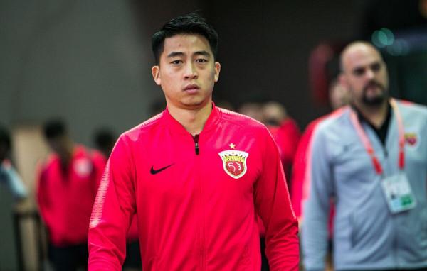 胡靖航演砸了！罕見在上港獲得首發，卻在本輪聯賽表現不佳