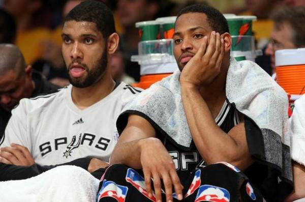 抱大腿的鼻祖?NBA名宿坦言:鄧肯實力在我的隊友裡面只能排第四 抱大腿的鼻祖?NBA名宿坦言:鄧肯實力在我的隊友裡面只能排第四