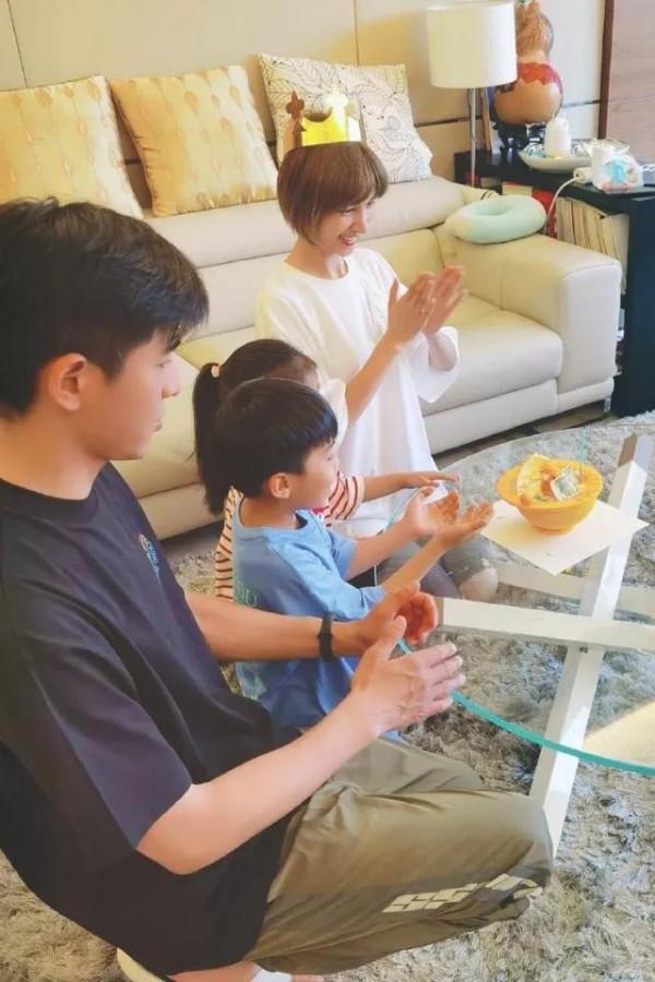 長相帥氣迷人的5位男星，個個不炒作不濫情，堪稱娛樂圈的清流