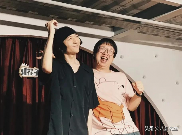 《喜劇大賽》金靖和武六七還要被強捧到何時？一個尬演，一個無趣