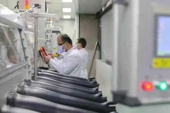 這個物理“天團”,學術秘籍竟然是“一杯咖啡”? 這個物理“天團”,學術秘籍竟然是“一杯咖啡”?