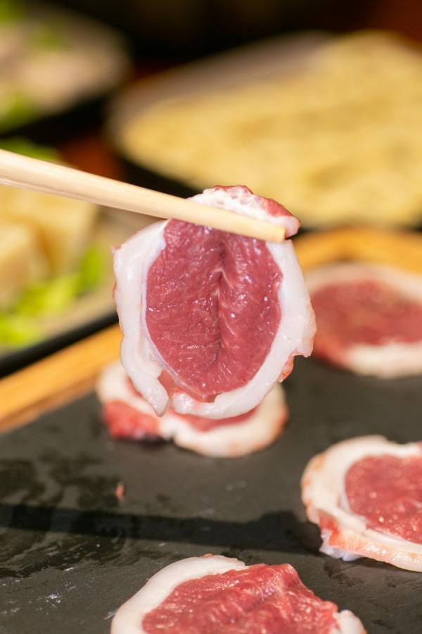 秋天抵禦寒冷的“秘密武器”！（煙囪銅鍋涮肉）