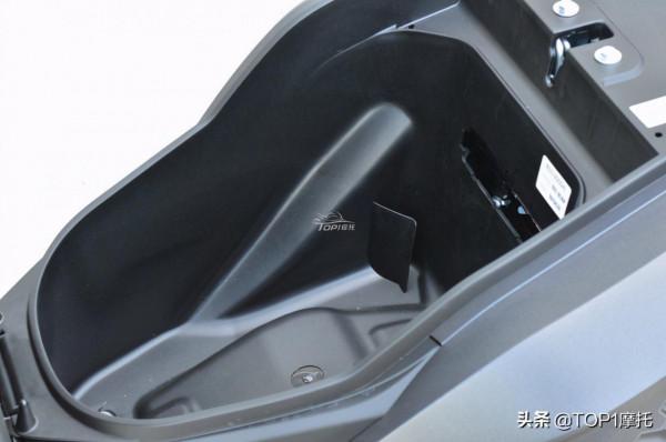 沒ABS有點遺憾 價格是硬傷 新大洲本田裂行125到店實拍 沒ABS有點遺憾 價格是硬傷 新大洲本田裂行125到店實拍