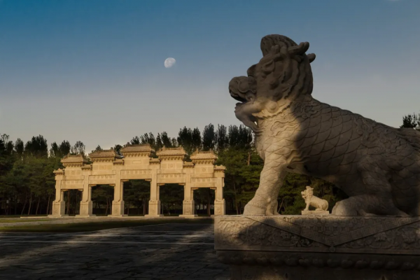 大清帝王，被埋了