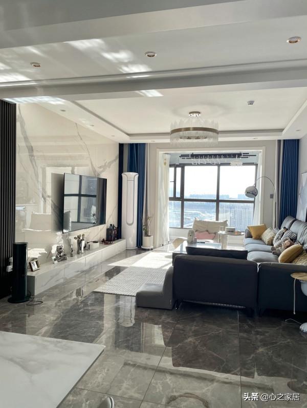 120㎡的家主衛改成衣帽間，客衛設計雙槽浴室櫃，滿足心願和使用