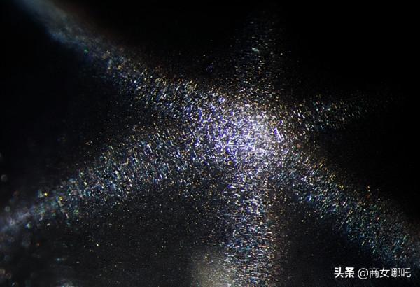屬於銀河系的星光尖晶石,深藏仰望星空的夢想 屬於銀河系的星光尖晶石,深藏仰望星空的夢想