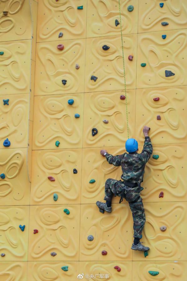 火箭軍某旅掀起訓練熱潮