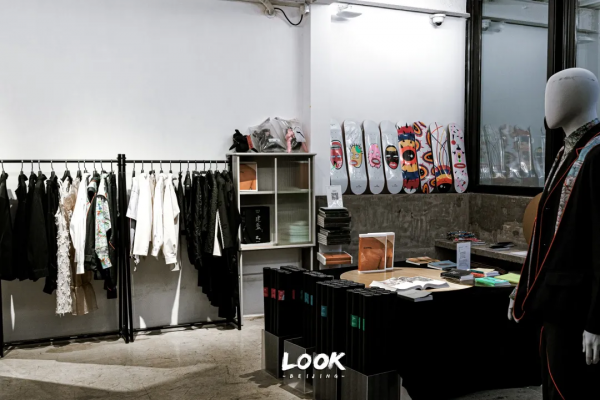 798網紅新地標·整整四層 798網紅新地標·整整四層