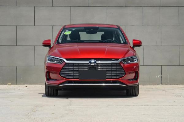 沒讓國人失望的比亞迪,配中文按鍵+車標,續航520公里14.99萬起 沒讓國人失望的比亞迪,配中文按鍵+車標,續航520公里14.99萬起