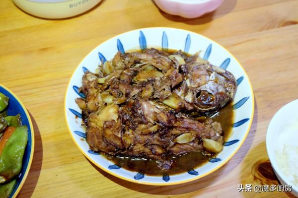 曬曬我家的晚飯,兩菜一湯吃得舒服,鄰居送的魚燒出來特受歡迎 曬曬我家的晚飯,兩菜一湯吃得舒服,鄰居送的魚燒出來特受歡迎