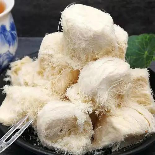 新年必備的零食清單，寓意大吉大利，財源廣進