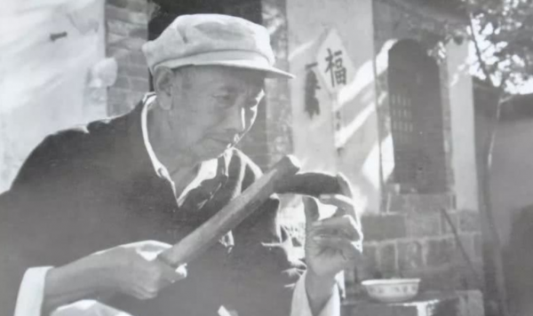 1959年，河南林縣四處尋找一個人，一馬伕哽咽道：主席還記得我