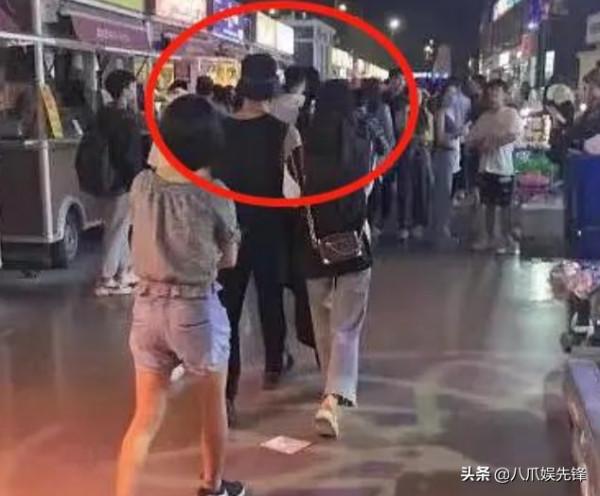 十多位明星被扒買定情鑽戒,多人塌房,品牌方緊急暫停查詢功能 十多位明星被扒買定情鑽戒,多人塌房,品牌方緊急暫停查詢功能