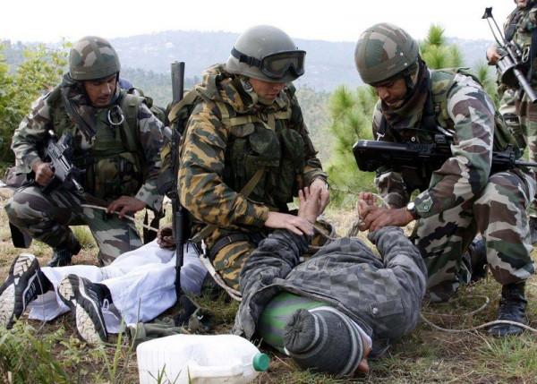 精兵驍將對烏合之眾，6000人VS17000人，中國山地旅強於印山地師