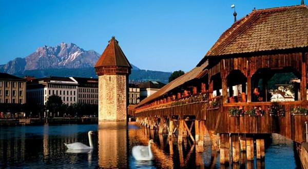 獅子紀念碑：極其悲壯的雕像，背後的故事更讓人心碎