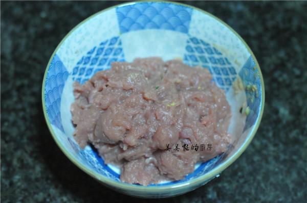 網紅早餐鮮肉餅，8塊錢1個不便宜，自己做吧，一次吃個夠