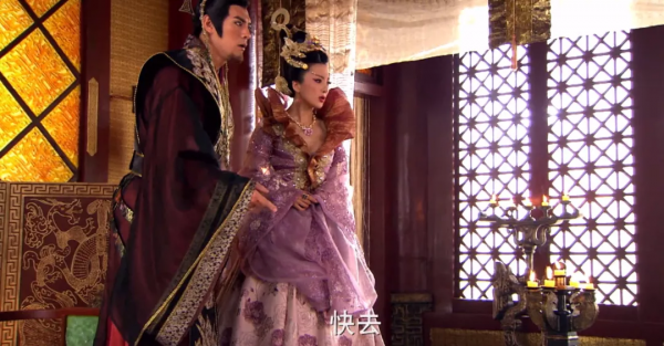 這令人窒息的審美，影視劇裡的大膽配色，只要你敢想，導演就敢配