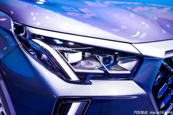 潮流新寵，“PLUS”之爭，傳祺GS4 PLUS對比長安CS75 PLUS