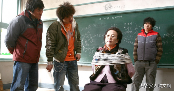 韓國電影中十大黃金配角,每一個都是不輸主角的存在——劉海鎮 韓國電影中十大黃金配角,每一個都是不輸主角的存在——劉海鎮