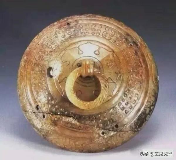 沈華:從歷史文化的背景解讀漢代玉器的特點 沈華:從歷史文化的背景解讀漢代玉器的特點