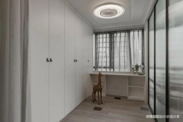 花130裝修148㎡四居室：老房優雅重生，玄關客廳餐廳大融合