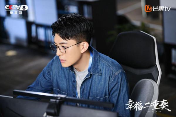 《幸福二重奏》：42歲殷桃毫無年齡感，孫藝洲搞降職儀式太有創意