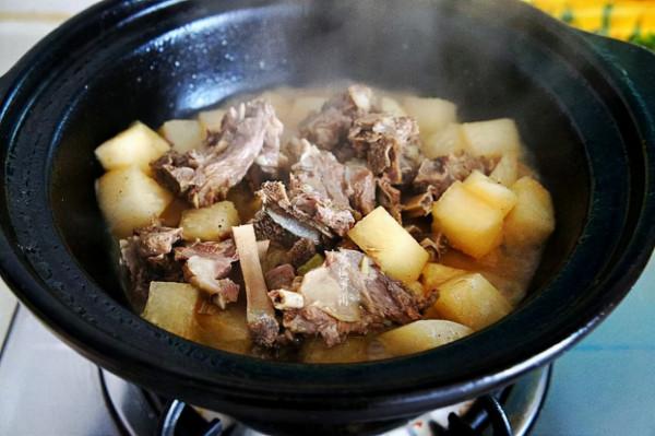 冬天到了,教你4道熱乎乎的菜餚,暖心又暖胃,好吃不貴又實惠 冬天到了,教你4道熱乎乎的菜餚,暖心又暖胃,好吃不貴又實惠