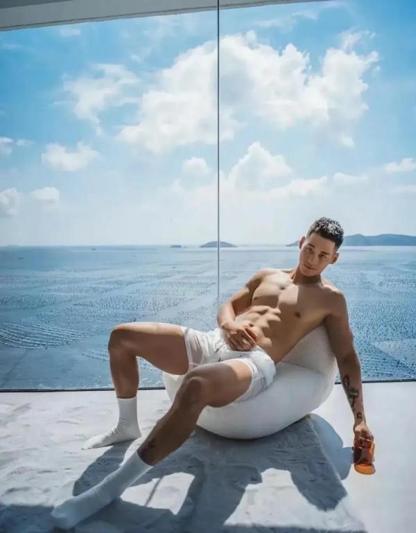 胸肌和腹肌你更喜歡那一個