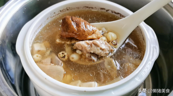 脾胃虛弱，經常感覺疲乏無力常煲這道湯，一週2次，胃口好身體棒