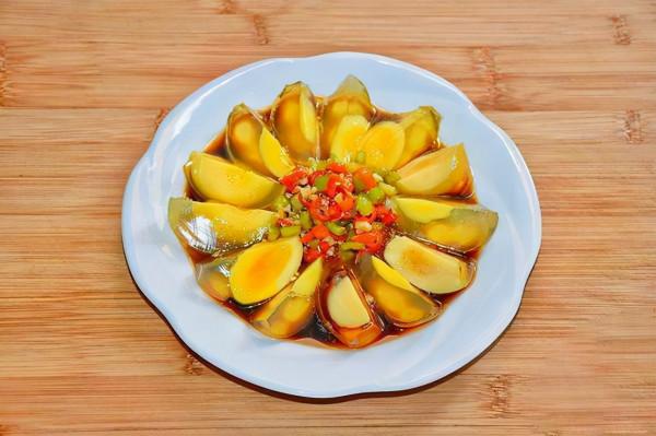 河南70後夫妻的家常晚餐，在朋友圈火了，網友：好吃不貴營養高