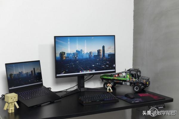 飛利浦 Hue 電競桌面:聲光同步!氛圍感拉滿 飛利浦 Hue 電競桌面:聲光同步!氛圍感拉滿