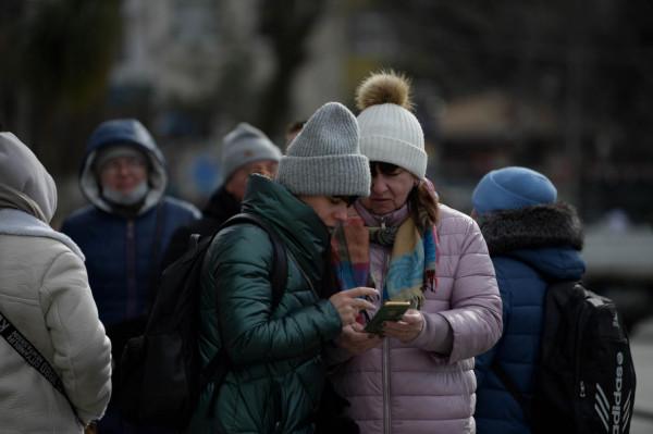 土耳其新增新冠確診病例首次超過10萬例