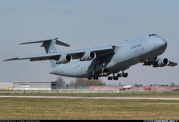 C-5“銀河”運輸機圖集（270圖）